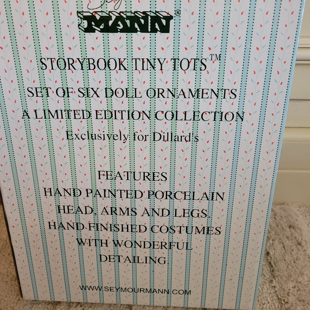 Set of 6 porcelain doll ornaments - Picture 7 of 7